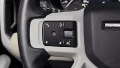 2023 Land Rover Defender 110 D250 SE — фото 18