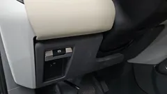 2023 Land Rover Defender 110 D250 SE — фото 20