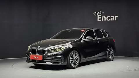 2022 BMW 1-Series 120i Advantage