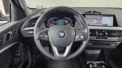 2022 BMW 1-Series 120i Advantage — фото 13