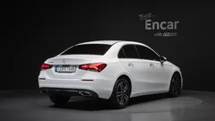 2023 Mercedes-Benz A-Class A220 Sedan — фото 2