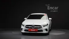 2023 Mercedes-Benz A-Class A220 Sedan — фото 3