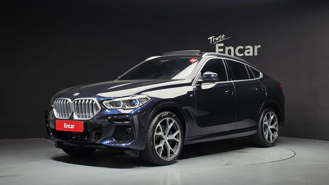 2023 BMW X6 xDrive40i M Sport