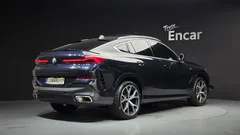 2023 BMW X6 xDrive40i M Sport — фото 2
