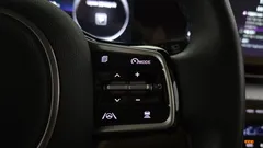 2023 Kia Carnival Gasoline 7-Seater Signature — фото 18