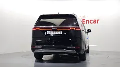 2023 Kia Carnival Gasoline 7-Seater Signature — фото 4