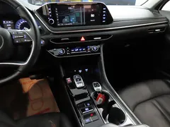 2022 Hyundai Sonata 2.0 — фото 15