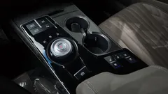 2023 Kia K8 Signature Special — фото 9