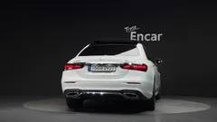 2022 Mercedes-Benz E-Class E350 4MATIC AMG Line — фото 4