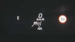 2022 Mercedes-Benz E-Class E350 4MATIC AMG Line — фото 11