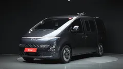 2023 Hyundai Staria 4WD Tourer 9-Seater — фото 1
