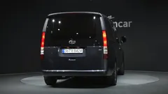 2023 Hyundai Staria 4WD Tourer 9-Seater — фото 4