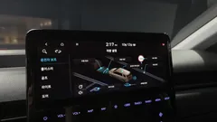 2023 Hyundai Staria 4WD Tourer 9-Seater — фото 17