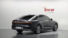 2023 Hyundai Grandeur Premium — фото 2