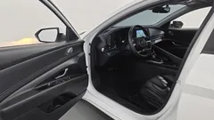 2023 Hyundai AVANTE Smart — фото 10