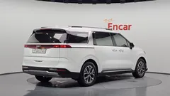 2023 Kia Carnival Diesel 9-Seater Noblesse — фото 2