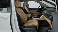 2023 Kia Carnival Diesel 9-Seater Noblesse — фото 11