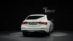 2022 Mercedes-Benz E-Class E220d 4MATIC AMG Line — фото 4