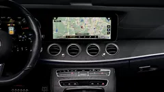 2022 Mercedes-Benz E-Class E220d 4MATIC AMG Line — фото 17