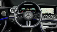 2022 Mercedes-Benz E-Class E220d 4MATIC AMG Line — фото 18
