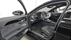 2021 Audi A8 55 TFSI Quattro LWB — фото 10