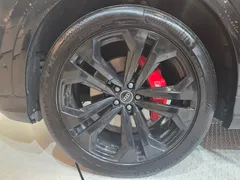 2023 Audi Q8 55 TFSI Quattro Premium — фото 5