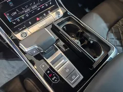 2023 Audi Q8 55 TFSI Quattro Premium — фото 9