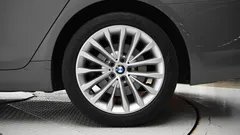 2022 BMW 5-Series 530i xDrive Luxury — фото 5