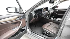 2022 BMW 5-Series 530i xDrive Luxury — фото 15