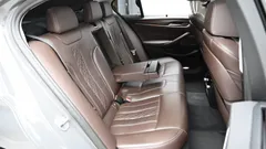 2022 BMW 5-Series 530i xDrive Luxury — фото 16