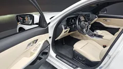 2024 BMW 3-Series 320i M Sport — фото 10