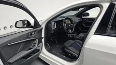 2023 BMW 1-Series 120i M Sports — фото 10