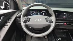 2022 Kia Niro Signature — фото 13