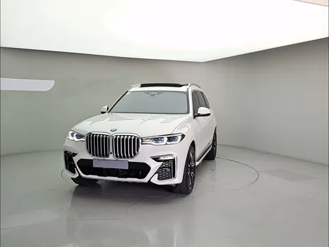 2022 BMW X7 xDrive 40i M Sport 6STR