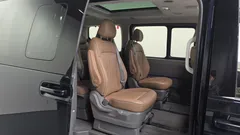 2022 Hyundai Staria Lounge 9-Seater — фото 11