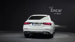2023 Mercedes-Benz E-Class E250 AMG Line — фото 4