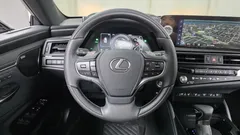 2023 Lexus ES Executive — фото 14