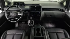 2022 Hyundai Staria 4WD Tourer 9-Seater — фото 7