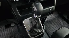 2022 Hyundai Staria 4WD Tourer 9-Seater — фото 9