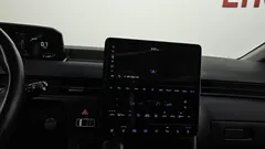 2022 Hyundai Staria 4WD Tourer 9-Seater — фото 13