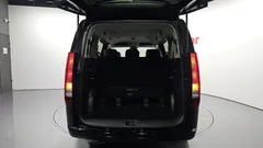 2022 Hyundai Staria 4WD Tourer 9-Seater — фото 19