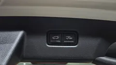 2023 Kia Carnival Diesel 7-Seater Outdoor — фото 17