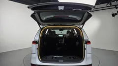 2023 Kia Carnival Diesel 7-Seater Outdoor — фото 18