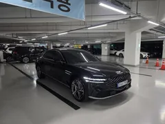 2022 Genesis G90 Gasoline 3.5 Turbo AWD — фото 2