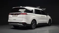2023 Kia Carnival Gasoline 9-Seater Prestige — фото 2