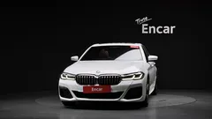 2023 BMW 5-Series 520i M Sport — фото 3
