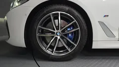 2023 BMW 5-Series 520i M Sport — фото 5