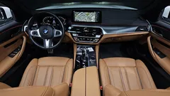 2023 BMW 5-Series 520i M Sport — фото 7