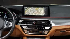 2023 BMW 5-Series 520i M Sport — фото 14