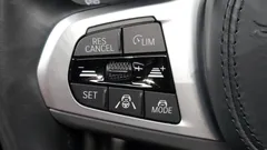 2023 BMW 5-Series 520i M Sport — фото 18